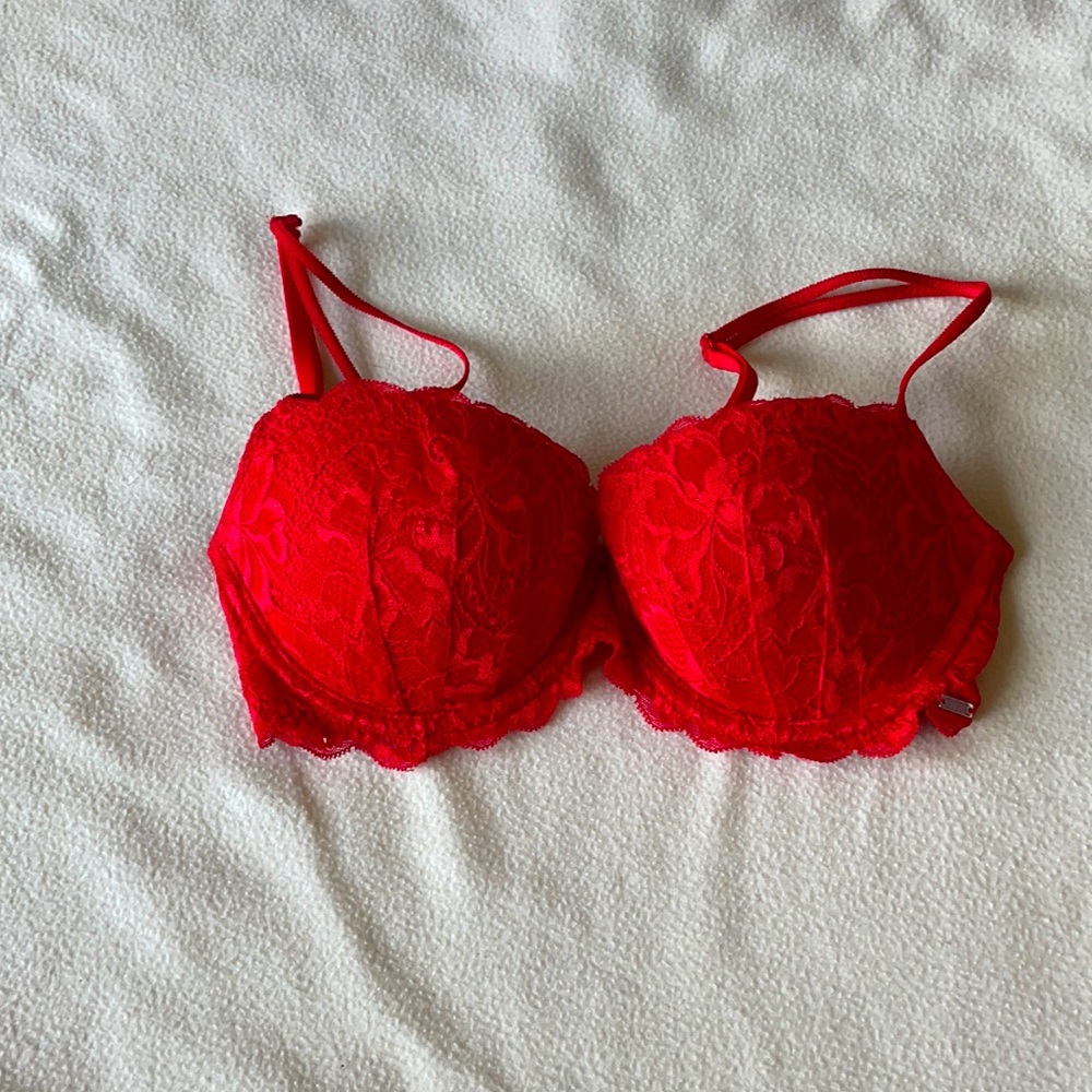Cute bra